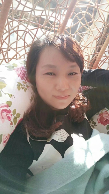 悦己的第一张照片--南靖婚介网