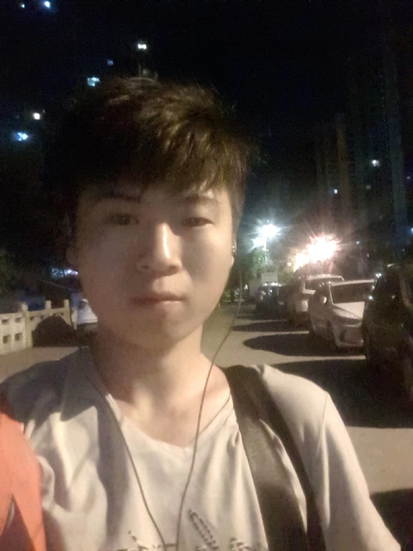 流星的瞬间的第一张照片--南靖婚介网