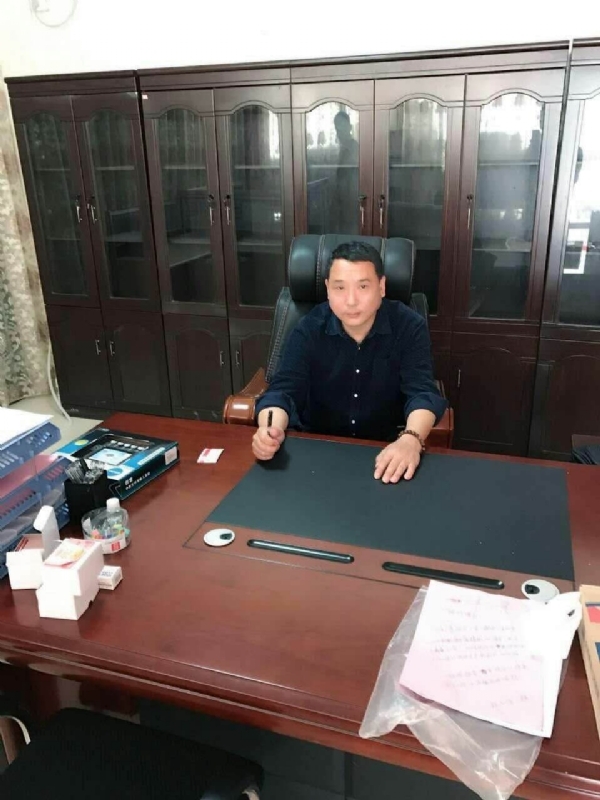 艺术家的第一张照片--南靖婚介网