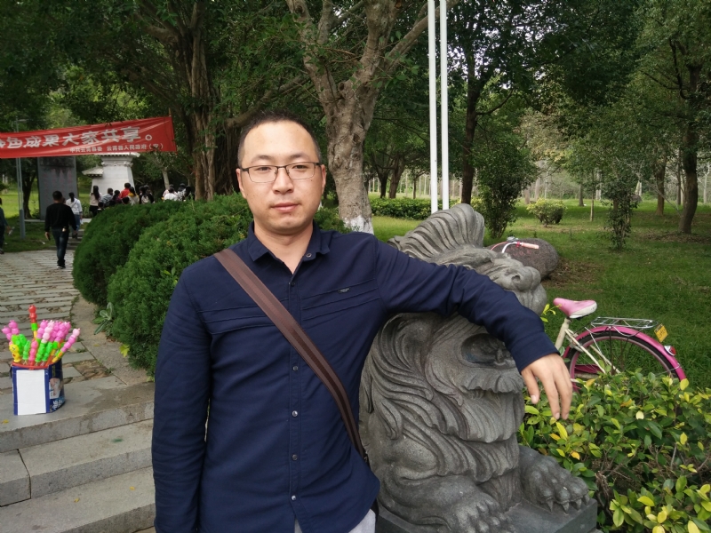 逍遥龙龙的第一张照片--南靖婚介网