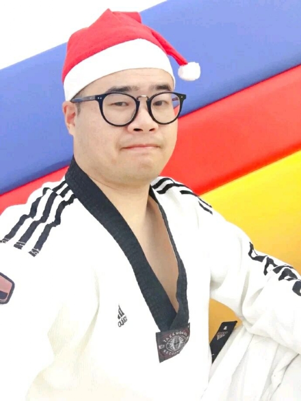 何当重相见的第一张照片--南靖婚介网