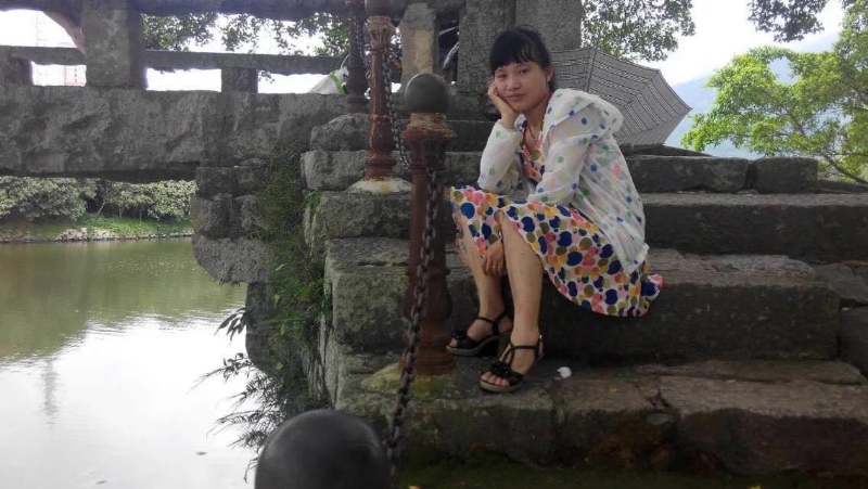 女子悠然的第一张照片--南靖婚介网