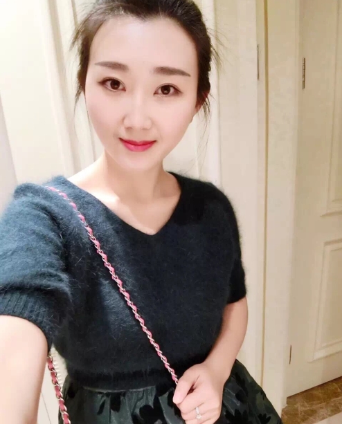 小妮的第三张照片--南靖婚介网