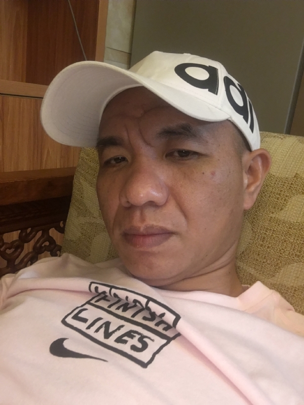 坚持到底的第一张照片--南靖婚介网