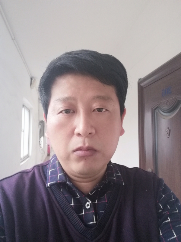 夜色温柔的第一张照片--南靖婚介网