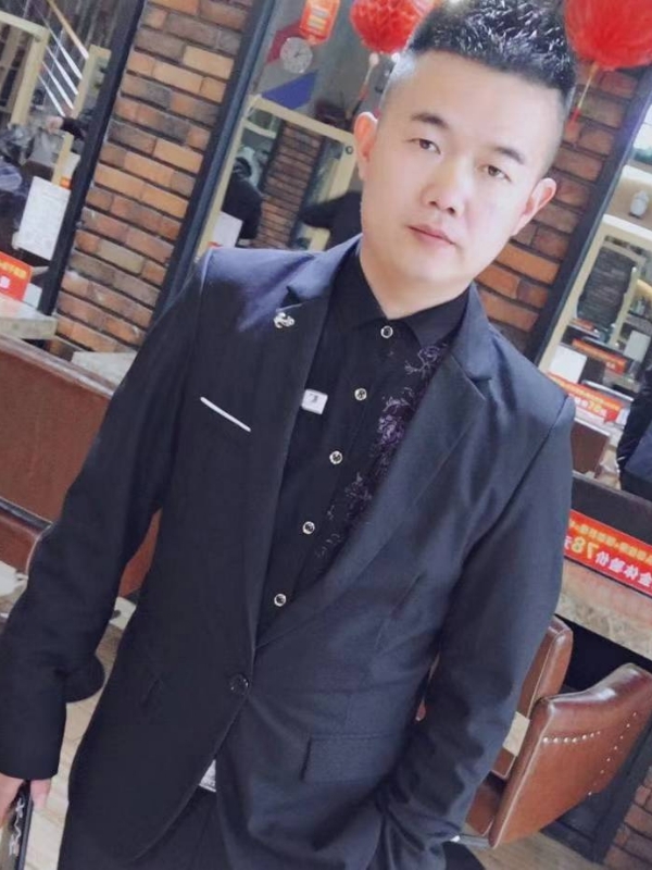 相伴到老的第一张照片--南靖婚介网