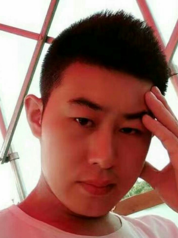 淡漠的第一张照片--南靖婚介网