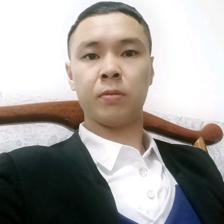 冷漠的第一张照片--南靖婚介网
