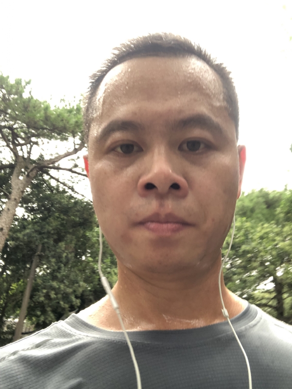 猩猩巨呃的第二张照片--南靖婚介网