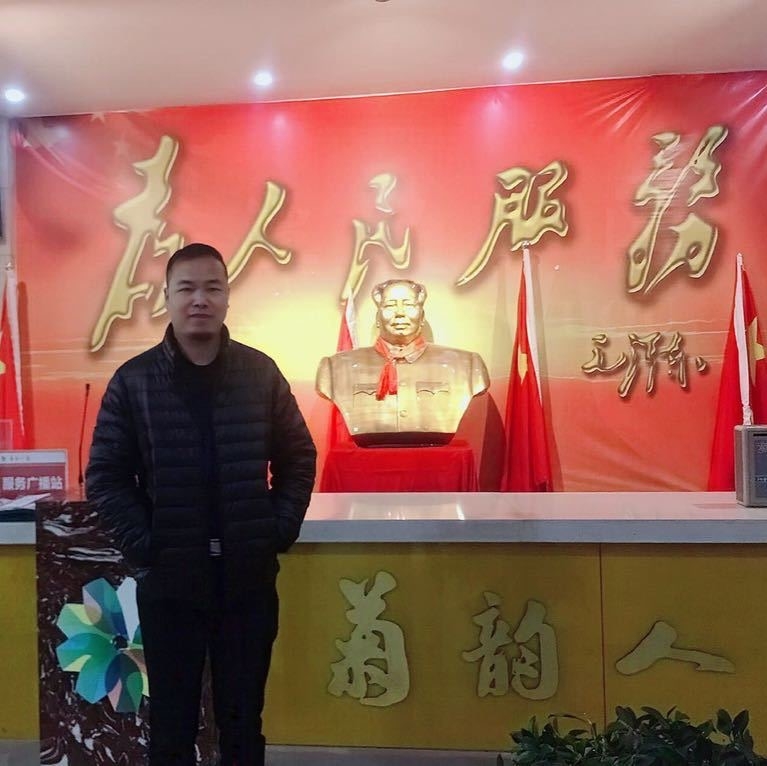 哥币老罗的第一张照片--南靖婚介网