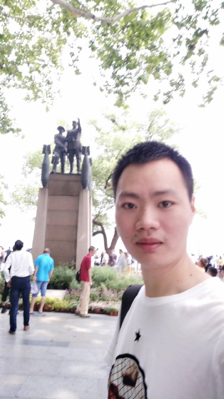 志东的第三张照片--南靖婚介网