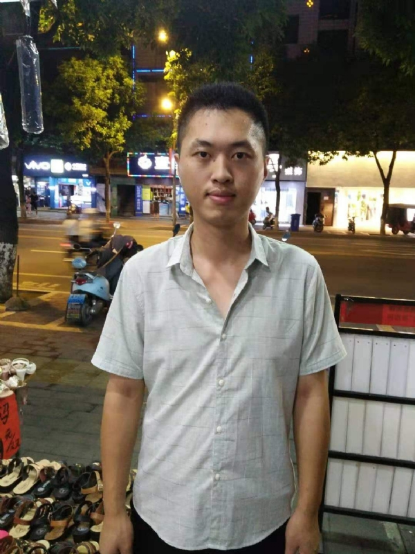 单身的雄鹰的第一张照片--南靖婚介网