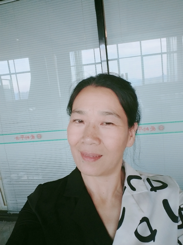 易莲的第一张照片--南靖婚介网