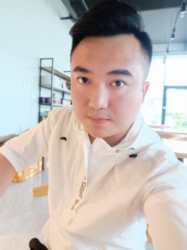 王先生的第一张照片--南靖婚介网