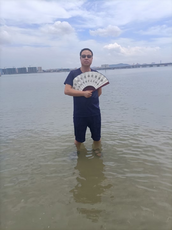 浪迹天涯的第一张照片--南靖婚介网