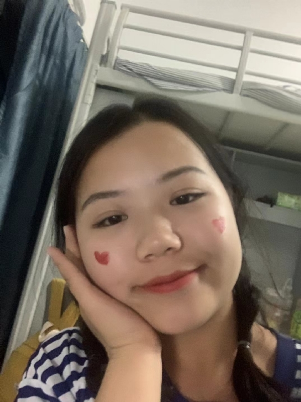 轻轻的一片云的第一张照片--南靖婚介网