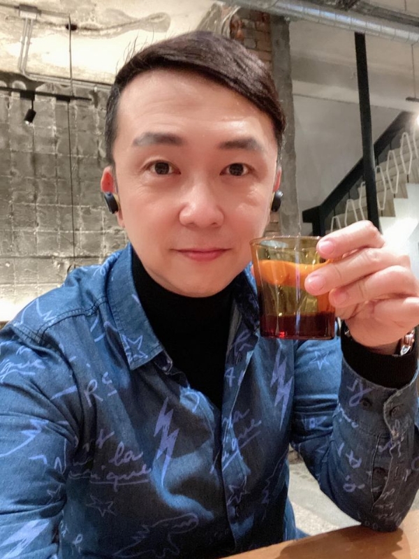 陈道明的第二张照片--南靖婚介网
