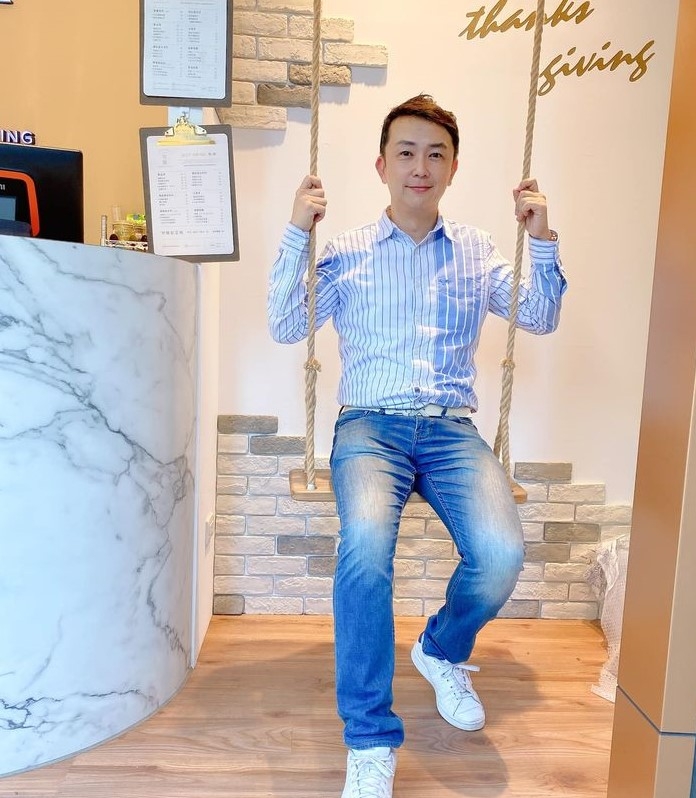 陈道明的第四张照片--南靖婚介网