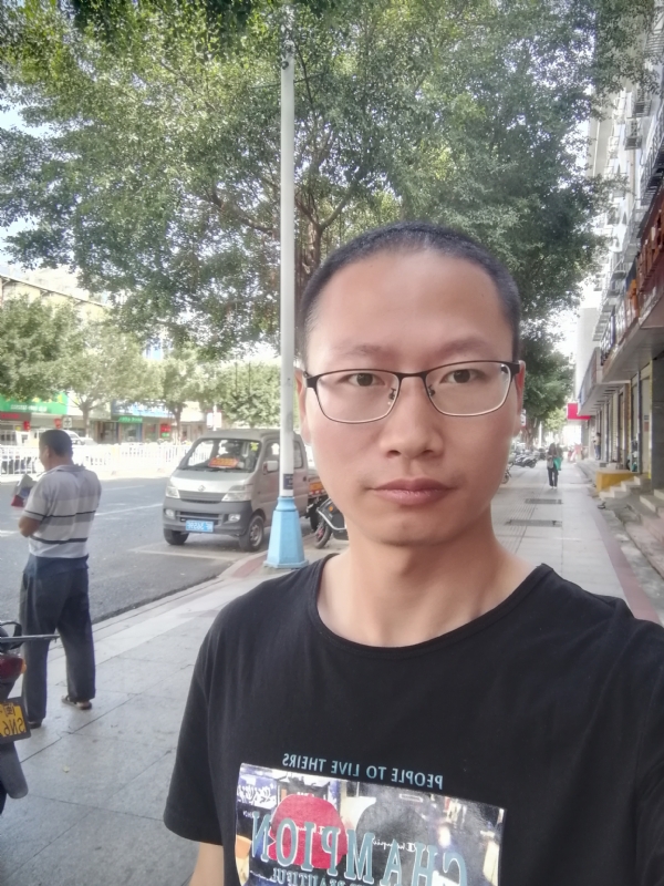 老虎的第一张照片--南靖婚介网