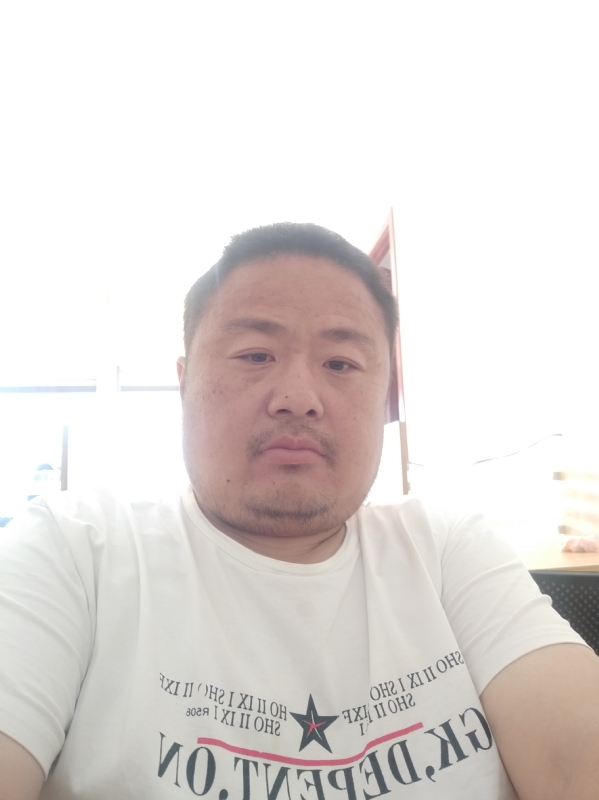 流星隐爱的第一张照片--南靖婚介网