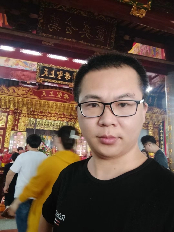 天哥的第二张照片--南靖婚介网