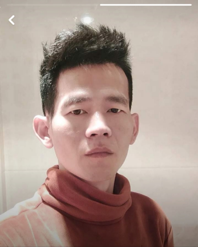 白了少年头的第一张照片--南靖婚介网