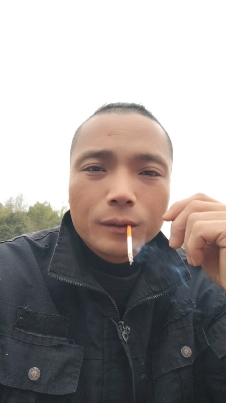 伯爵的第一张照片--南靖婚介网
