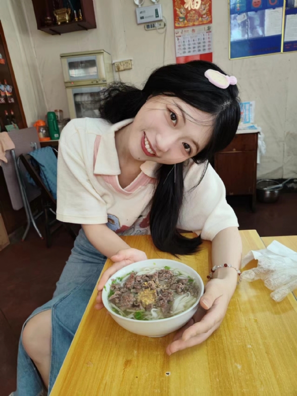 甜果的第一张照片--南靖婚介网