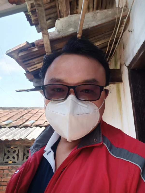 如影随形的第一张照片--南靖婚介网