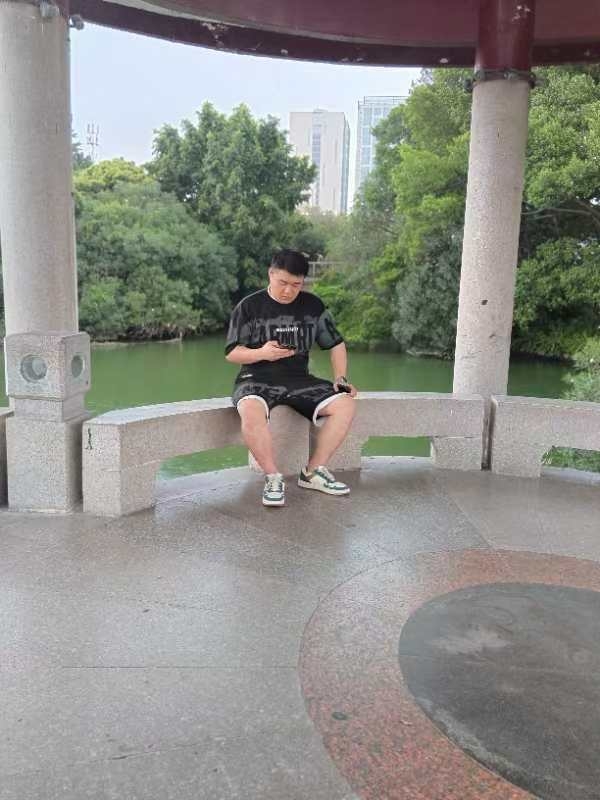 不善挽留的第二张照片--南靖婚介网