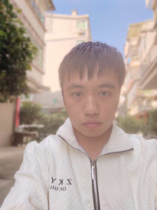 温柔的第一张照片--南靖婚介网