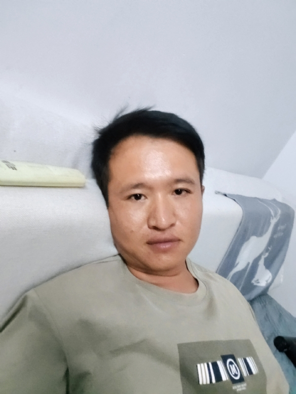 陌生人的第三张照片--南靖婚介网